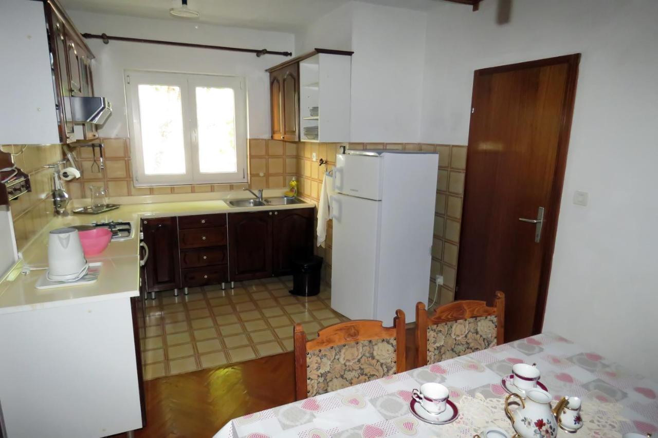 Apartments By The Sea Drasnice, Makarska - 5265 Esterno foto
